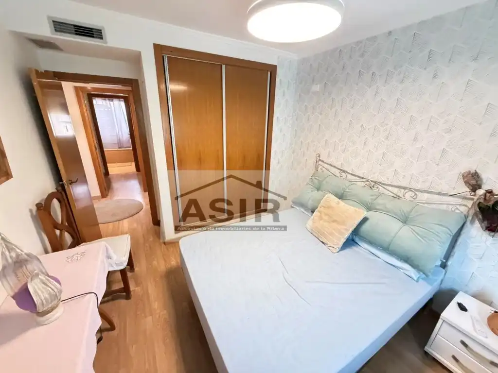 Habitación de Casa o chalet en venta en Alzira