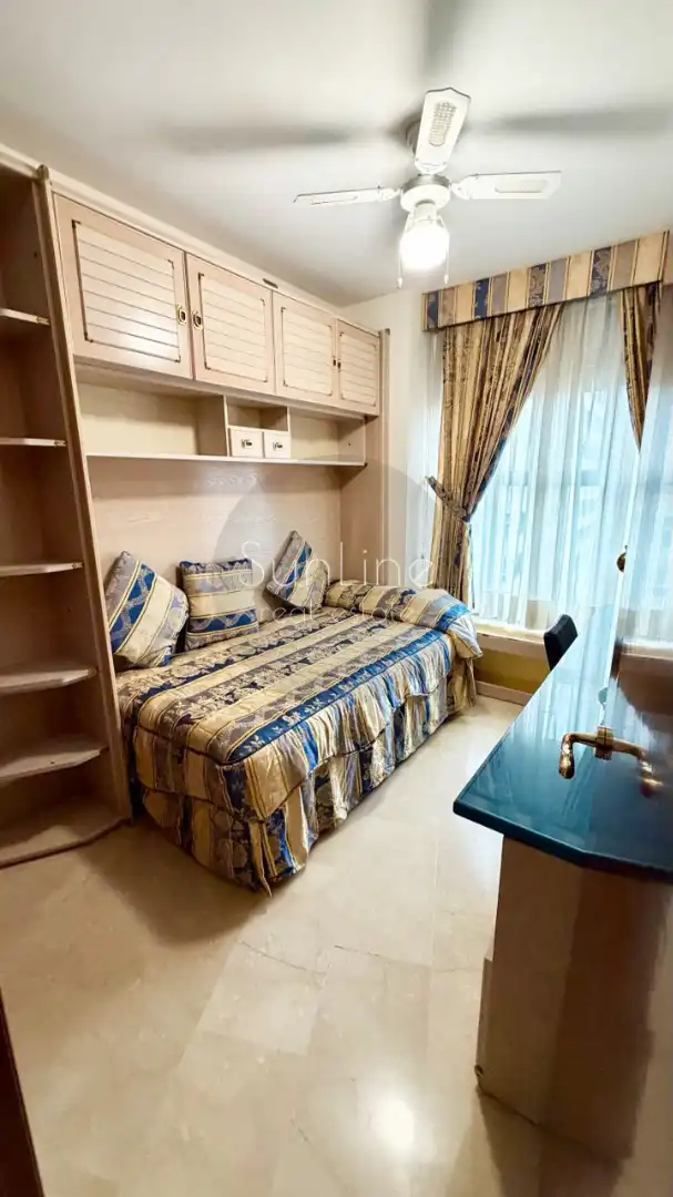 Bedroom of Flat for sale in Valencia  with Air Conditioner, Terrace and Storage room
