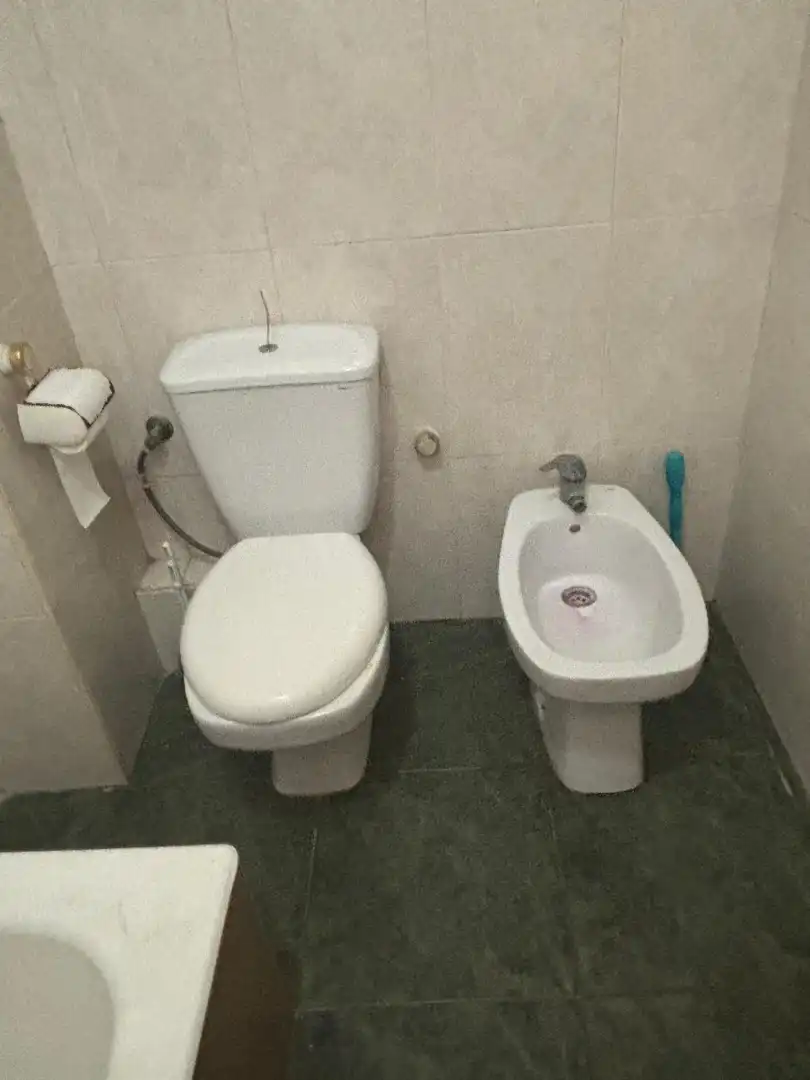 Badezimmer von Wohnung zum Verkauf in Valencia mit Balkon