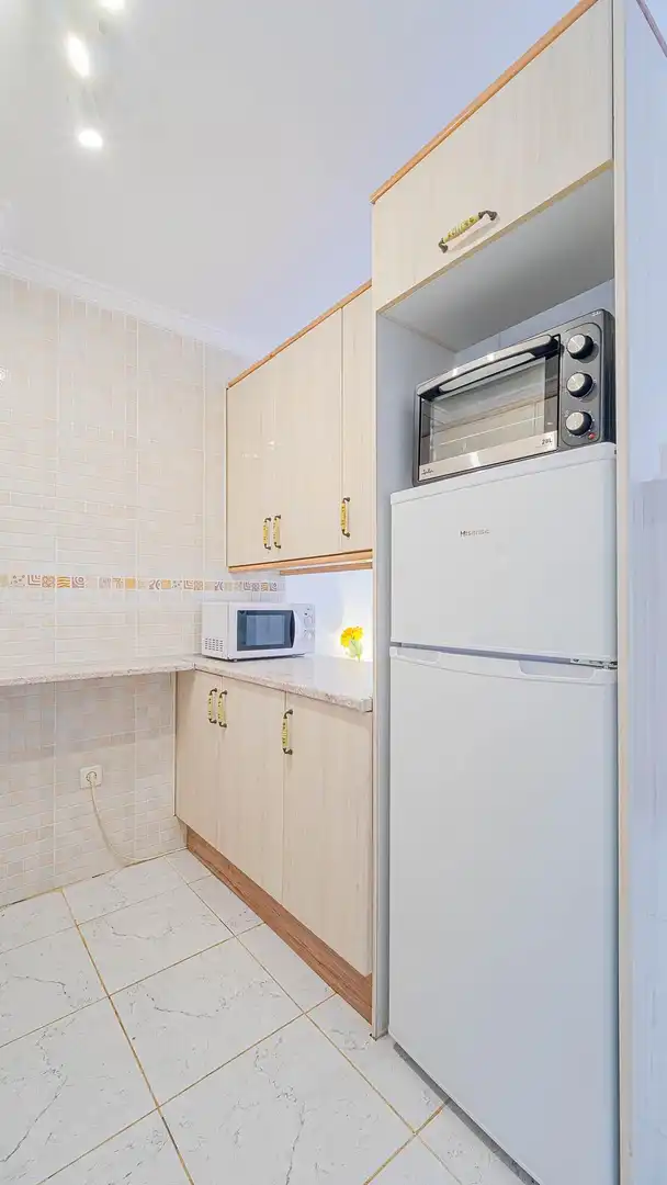 Küche von Erdgeschoss zum Verkauf in Torrevieja mit Terrasse und Möbliert