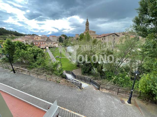 Dúplex en Venta en Calle Cuevas, 55 en Cuzcurrita de Río Tirón