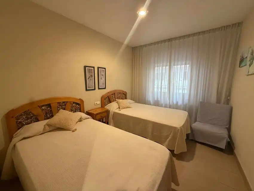 Dormitori de Apartament en venda en Cambrils amb Traster