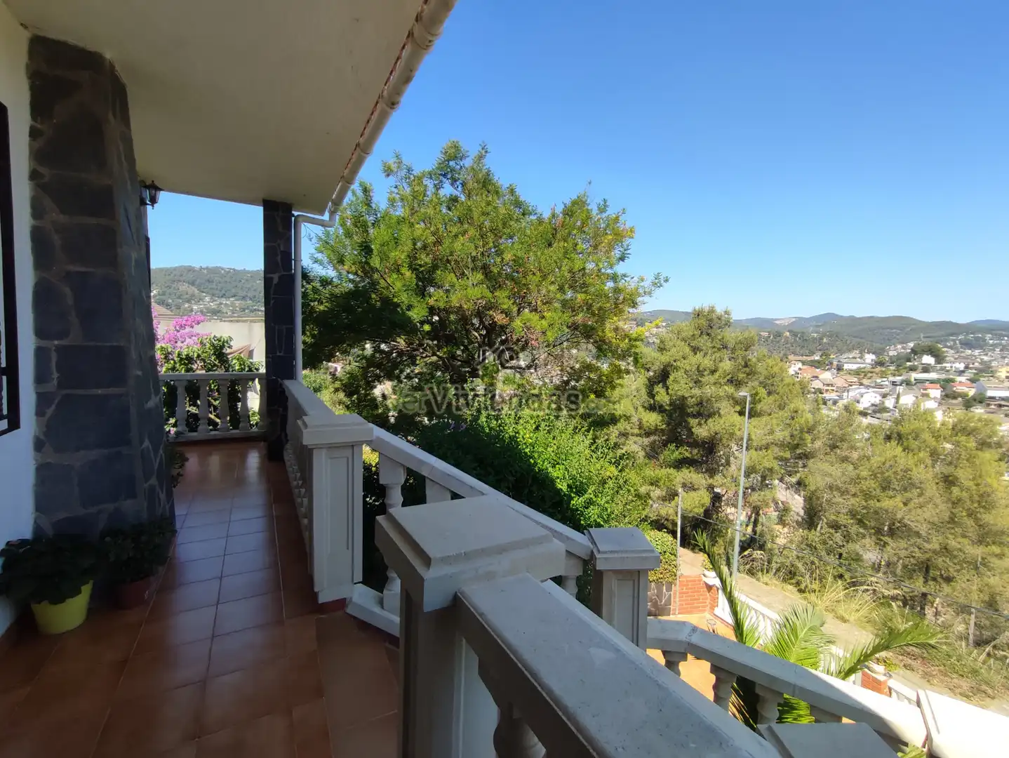 Vista exterior de Casa o chalet en venta en Vallirana con Calefacción, Jardín privado y Terraza