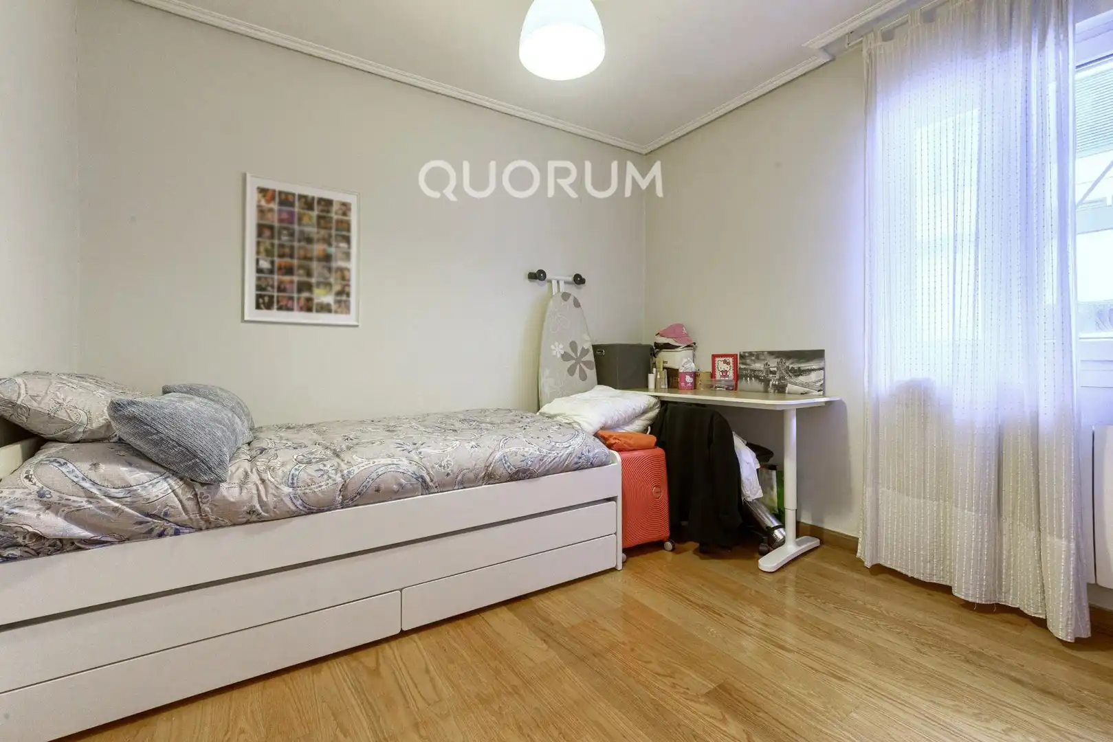 Habitación de Piso en venta en Basauri  con Calefacción y Balcón