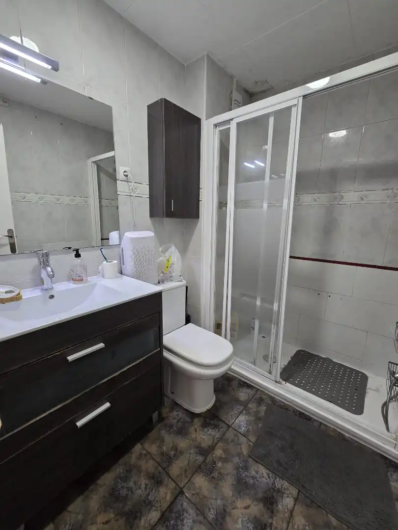 Baño de Piso en venta en Barcelona con Calefacción, Parquet y Horno