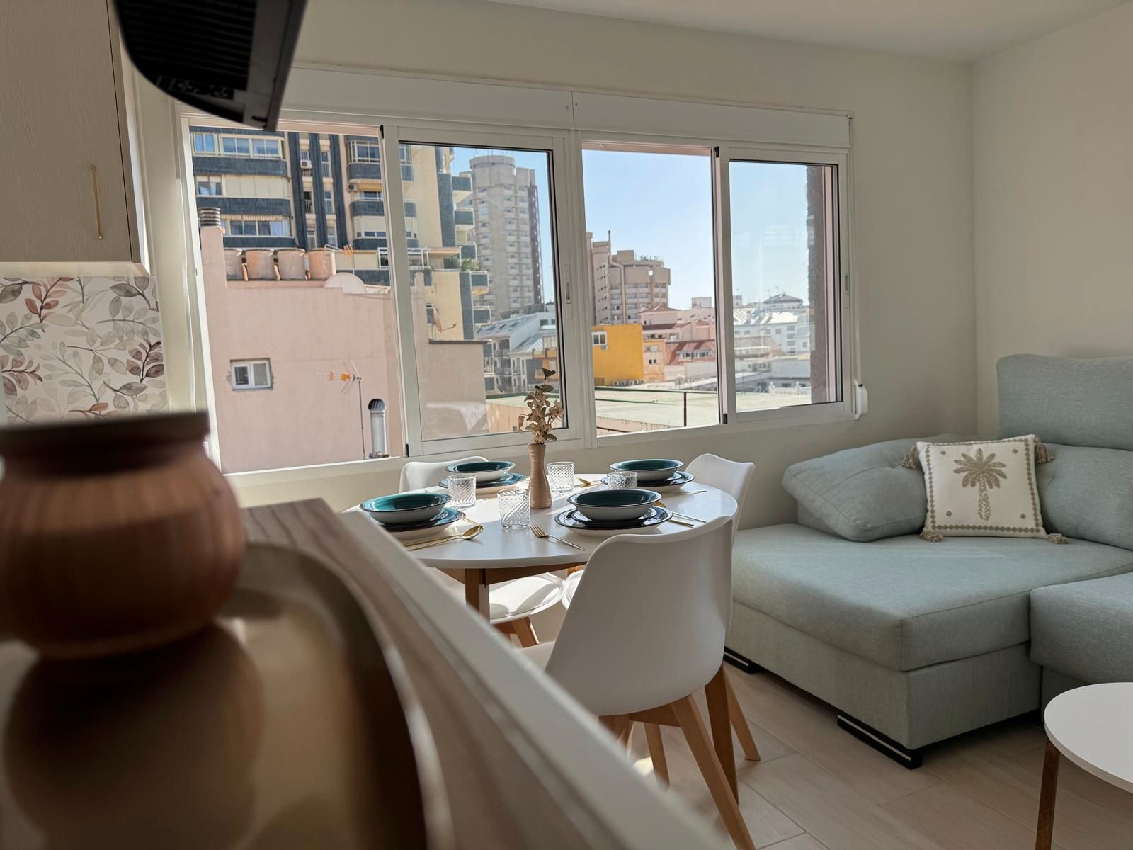 Exterior view of Flat to rent in Fuengirola  with Air Conditioner and Furnished