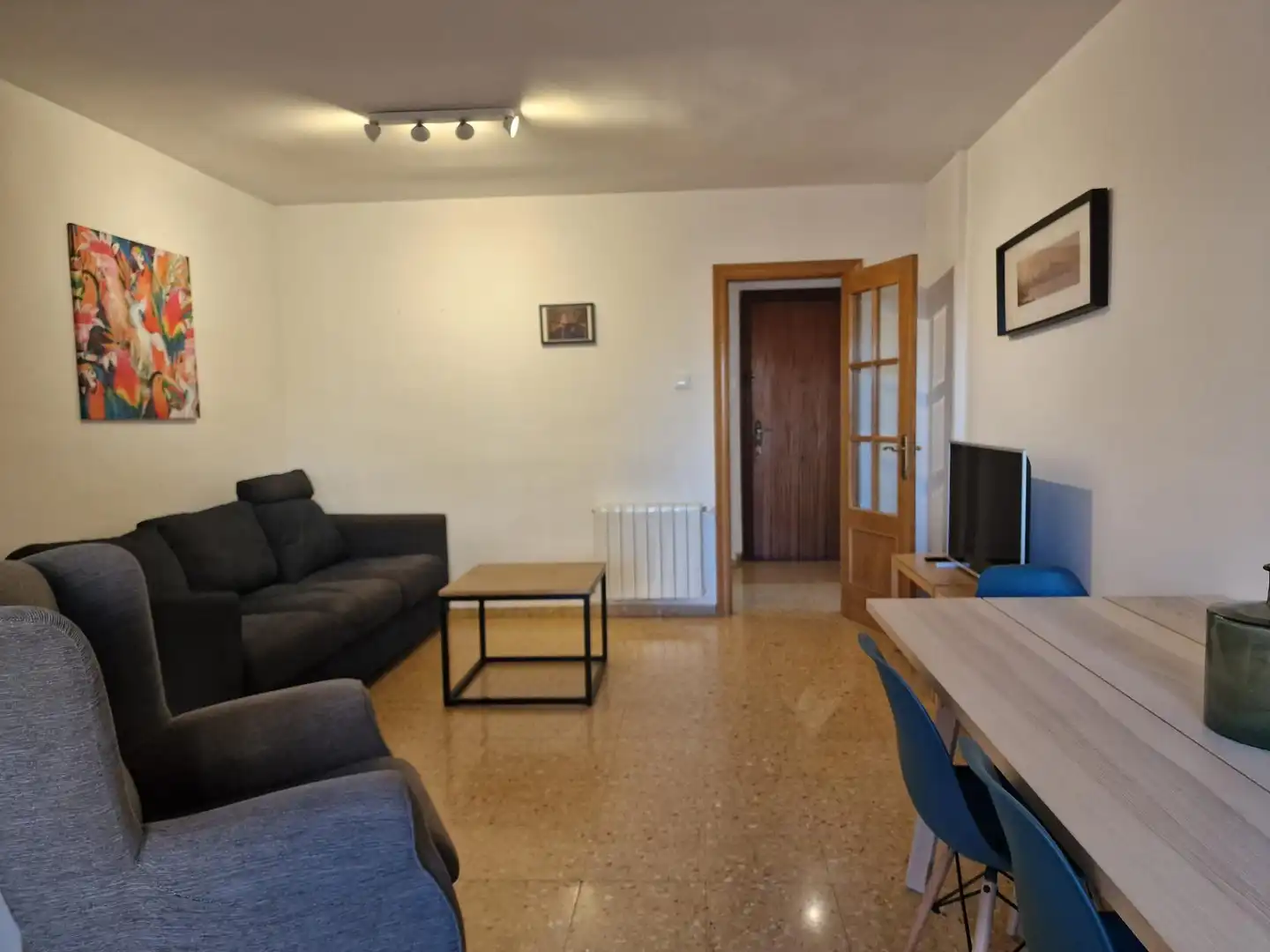 Sala d'estar de Pis de lloguer en Valencia amb Aire condicionat, Calefacció i Terrassa