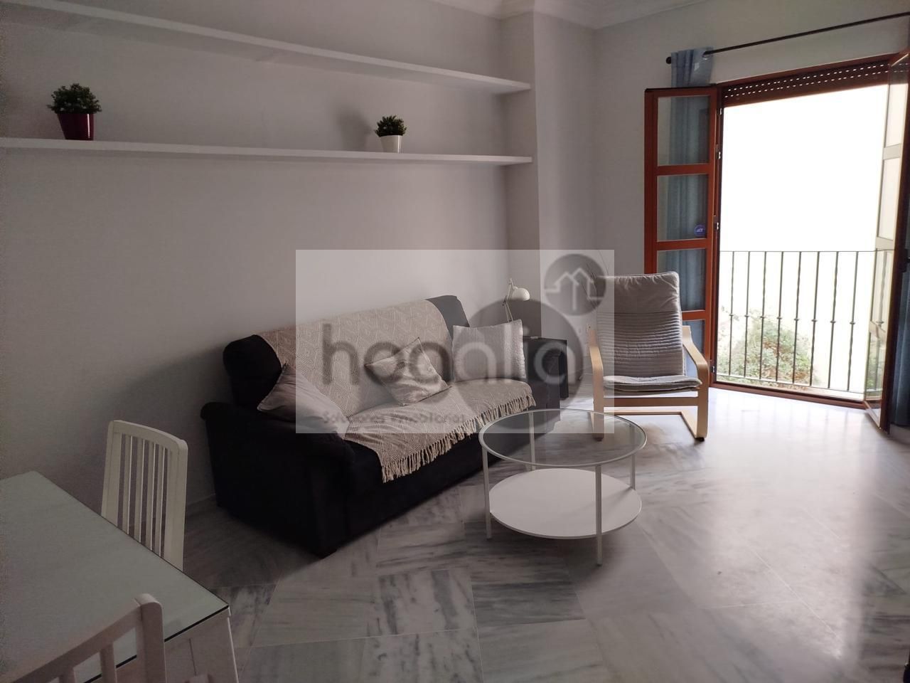 Sala de estar de Piso de alquiler en  Sevilla Capital con Aire acondicionado, Terraza y Amueblado