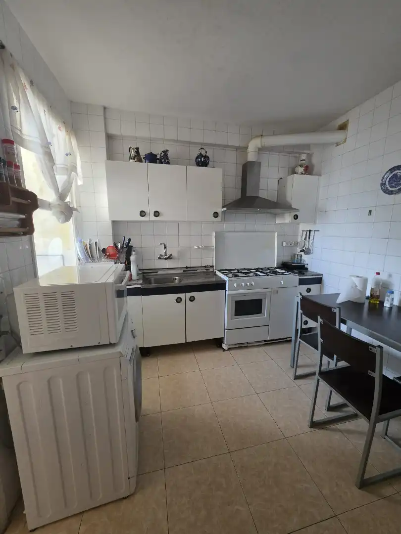 Kitchen of Flat for rent in Ferrol  with Furnished, Oven and Washing machine