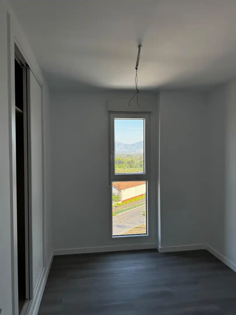 Habitación de Piso en venta en Castellón de la Plana / Castelló de la Plana con Aire acondicionado y Piscina comunitaria