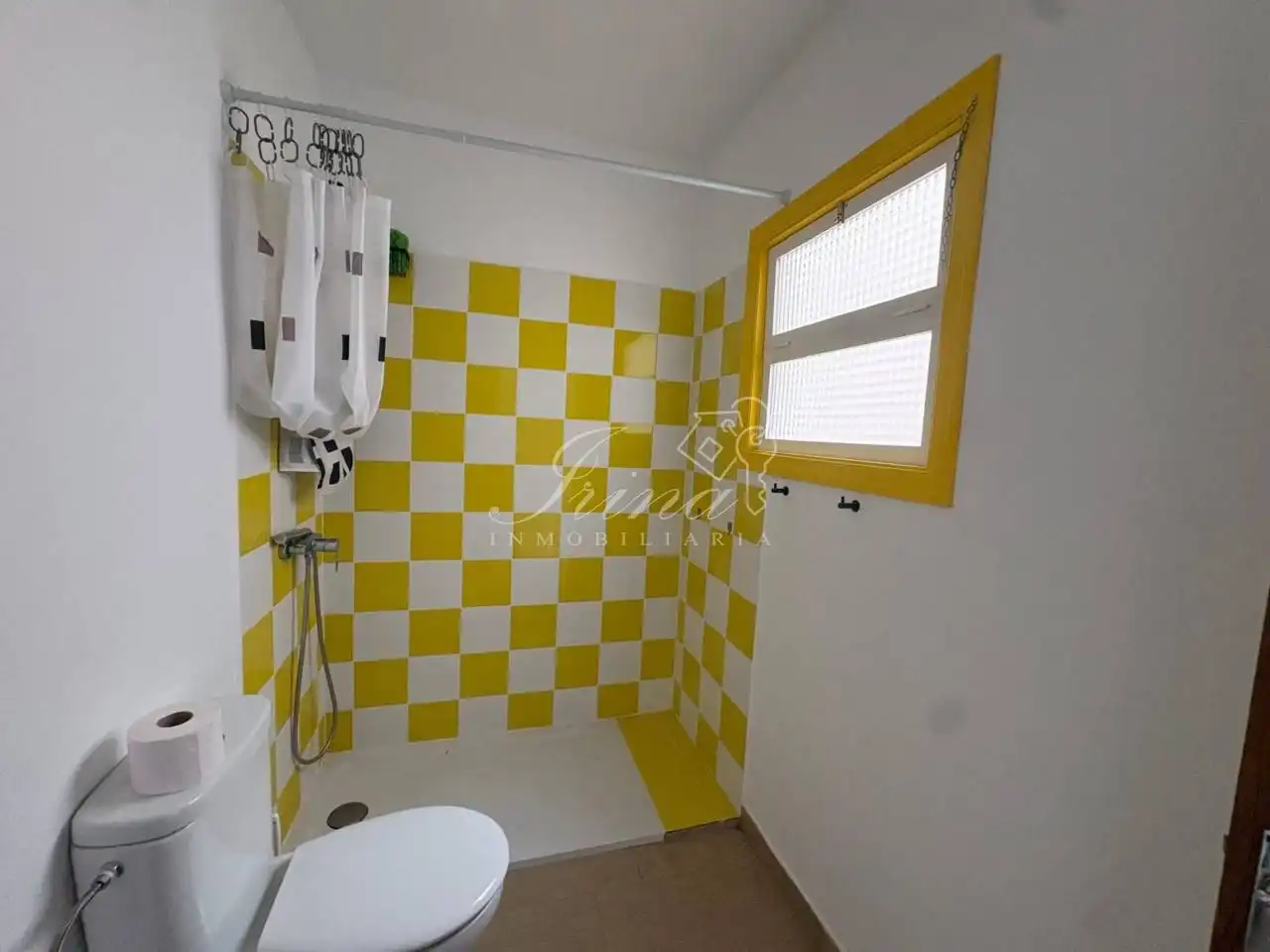 Baño de Piso en venta en Santa Cruz de la Palma con Terraza y Balcón