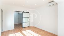 Flat for sale in  Barcelona Capital  with Air Conditioner and Terrace