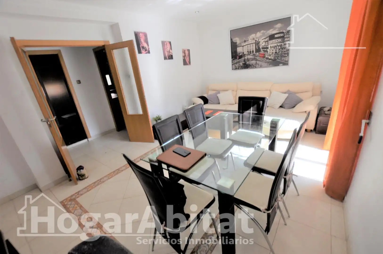 Sala de estar de Piso en venta en Valencia con Aire acondicionado, Calefacción y Amueblado