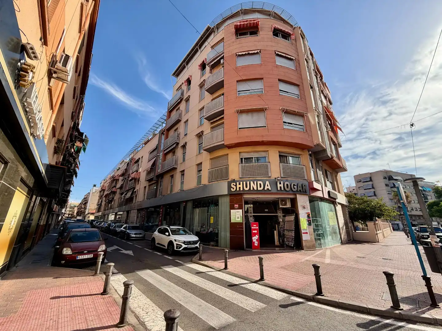 Pis amb terrassa en venda a Calle PLUS ULTRA