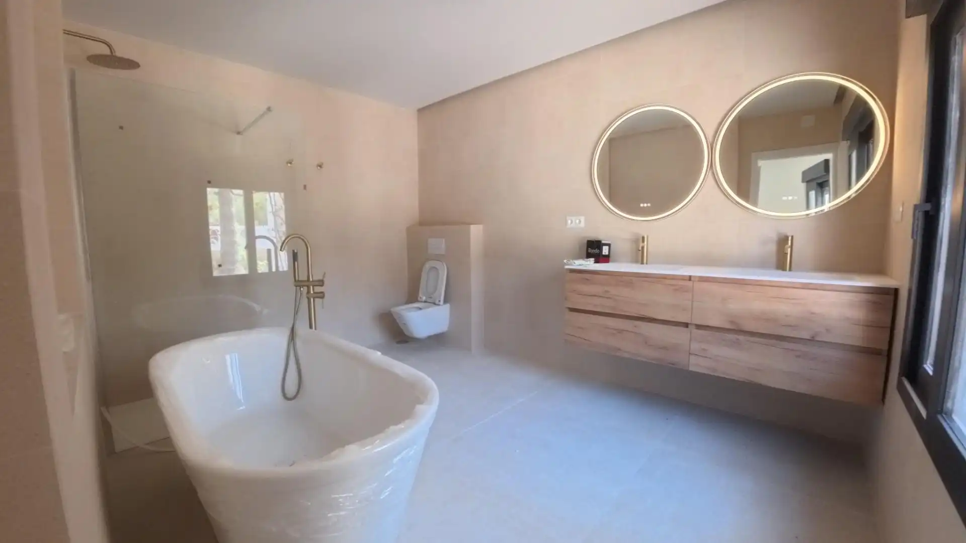 Baño de Casa o chalet en venta en L'Alfàs del Pi con Jardín privado, Terraza y Trastero