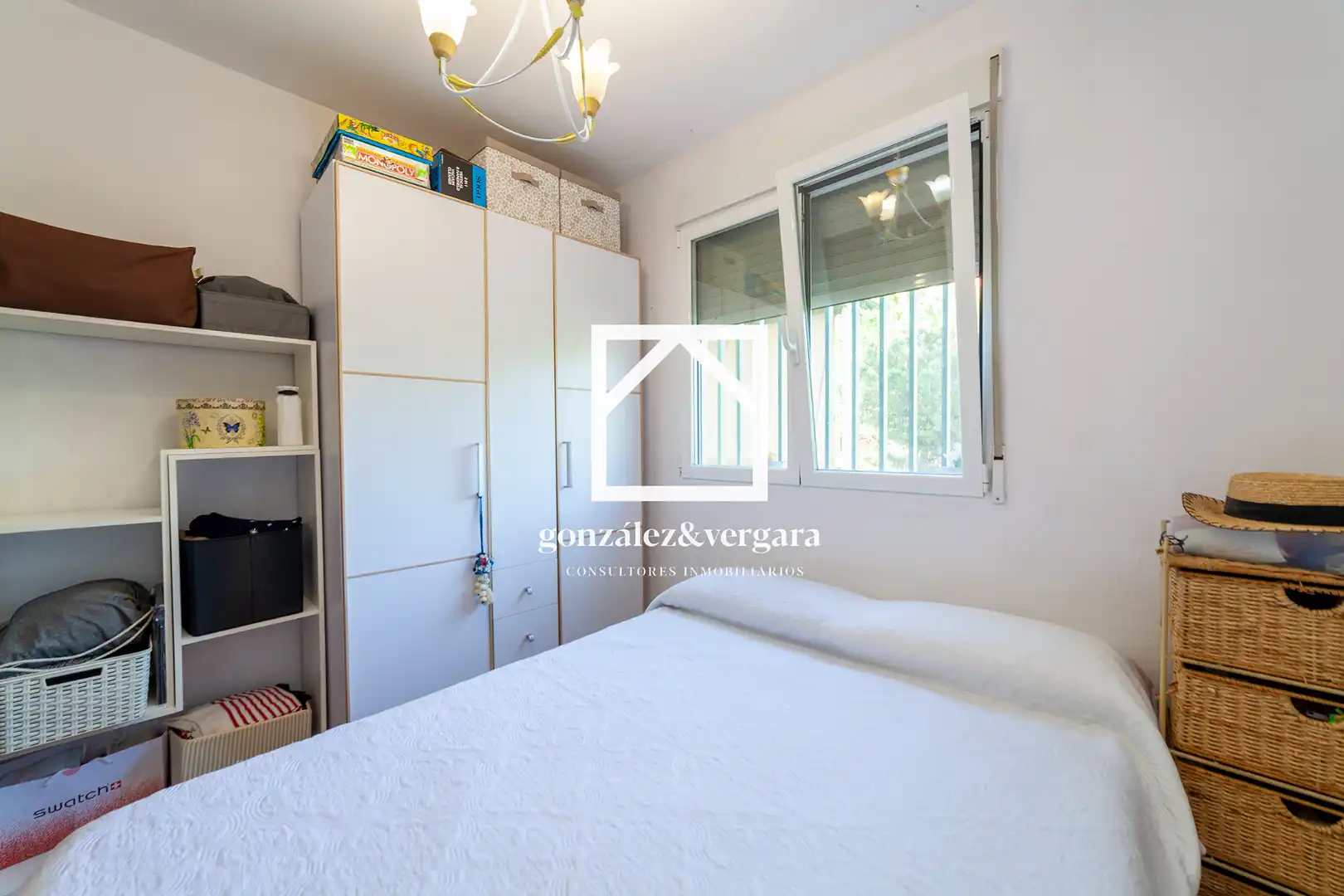 Schlafzimmer von Wohnung zum Verkauf in Burjassot mit Klimaanlage, Heizung und Terrasse