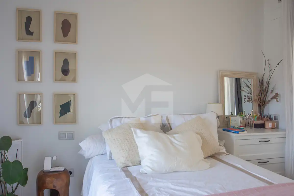 Bedroom of Flat for sale in Barcelona  with Air Conditioner and Heating