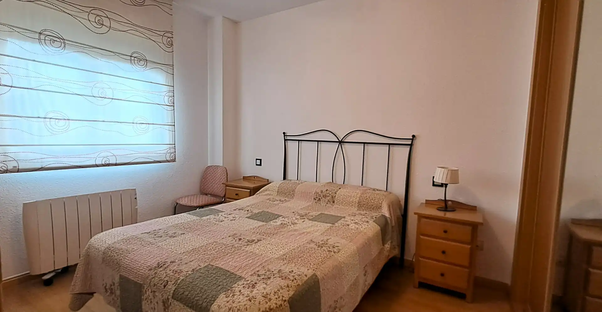 Bedroom of Flat for sale in Madrid  with Air Conditioner, Heating and Terrace
