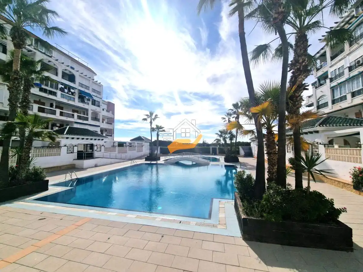Apartment with pool for sale in La Mata