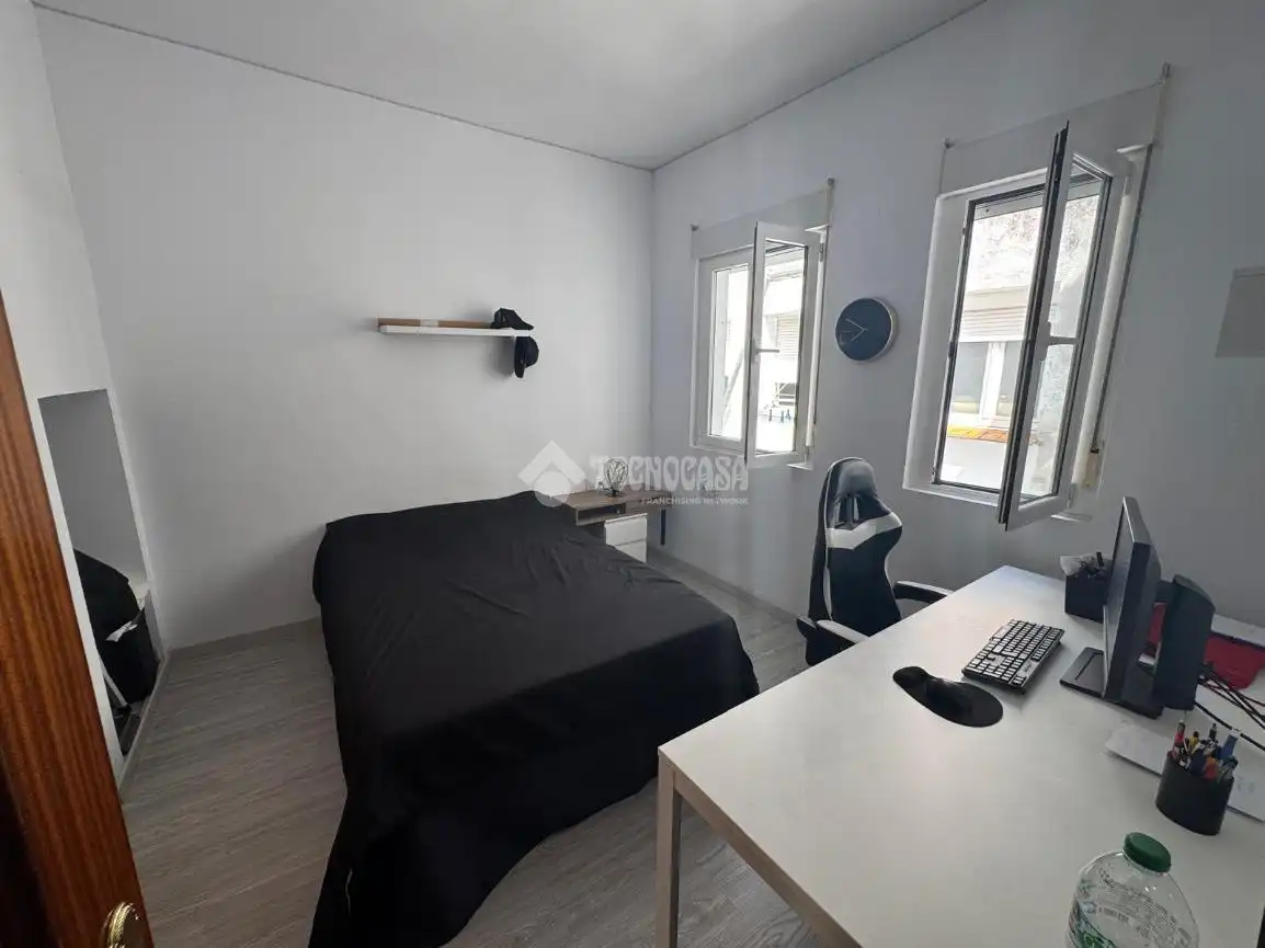 Bedroom of Flat for sale in Gijón   with Furnished