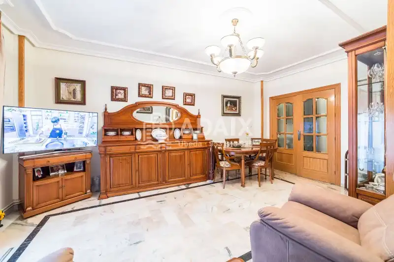 Sala de estar de Piso en venta en Úbeda con Aire acondicionado, Calefacción y Trastero