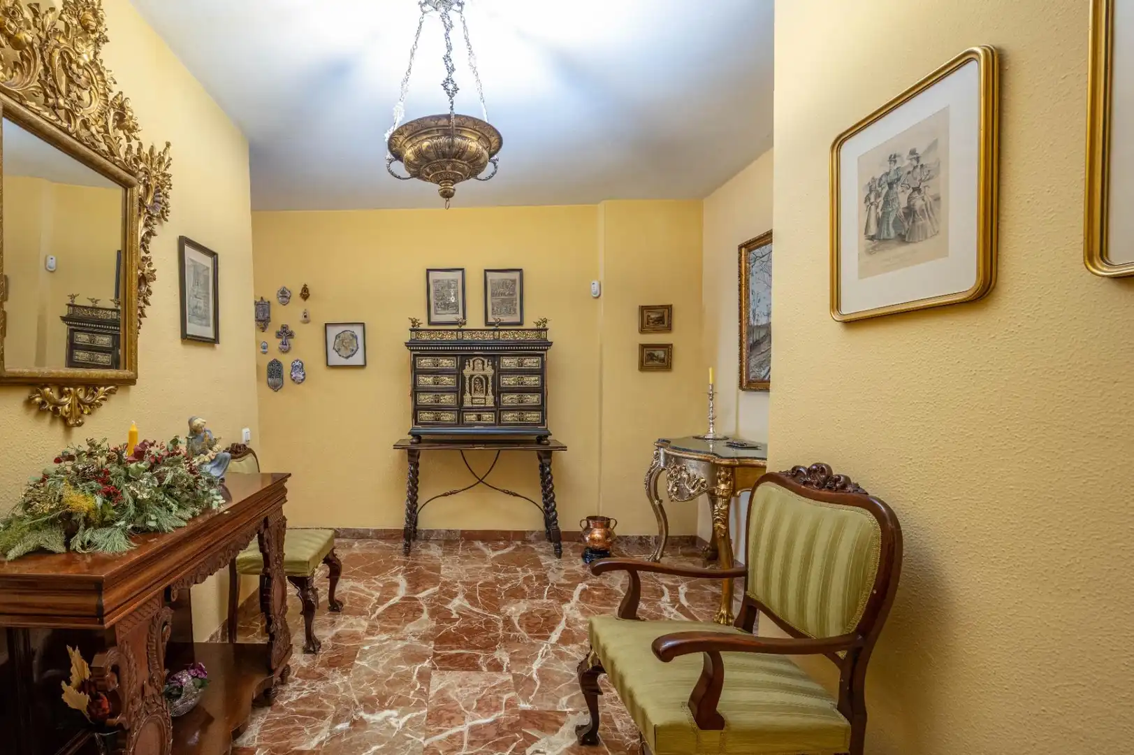 Piso en venta en Granada con Terraza, Trastero y Balcón