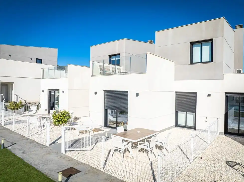 Vista exterior de Casa adosada en venta en Murcia con Aire acondicionado, Calefacción y Jardín privado