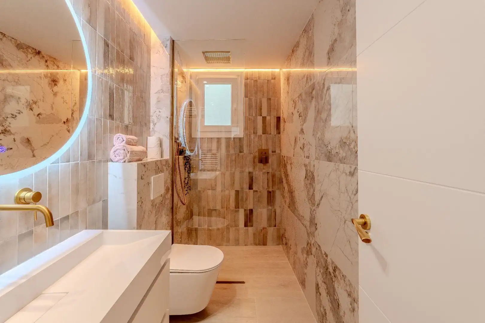 Badezimmer von Wohnung zum Verkauf in  Logroño mit Klimaanlage, Heizung und Terrasse