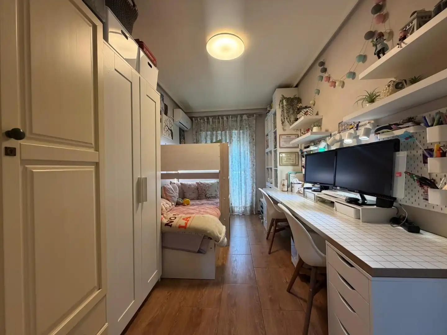 Dormitori de Apartament en venda en Dolores amb Aire condicionat, Moblat i Balcó