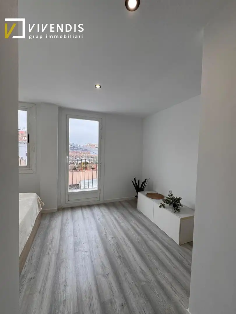 Dormitori de Pis en venda en Lleida amb Calefacció, Parquet i Terrassa
