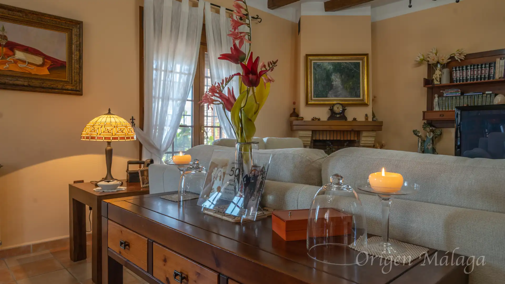 Sala de estar de Casa o chalet en venta en Alhaurín de la Torre con Aire acondicionado, Calefacción y Jardín privado