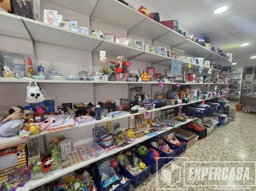 Local comercial en traspàs a Casc Urbà, imagen 15