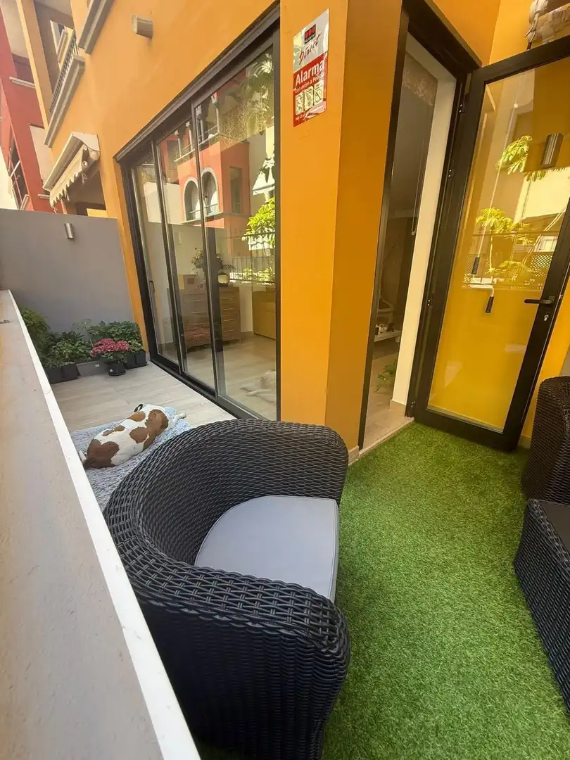Terrassa de Apartament en venda en Adeje amb Moblat i Piscina comunitària