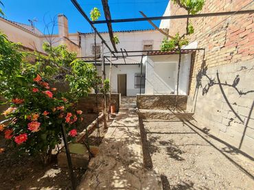 Casa amb jardí en venda a Huétor Tájar
