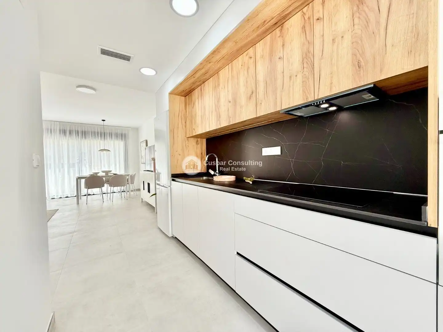 Cocina de Casa adosada en venta en Cox con Calefacción, Jardín privado y Terraza