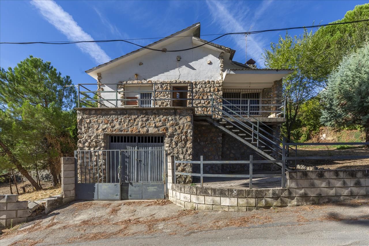 Vista exterior de Casa o chalet en venta en Carabaña con Terraza