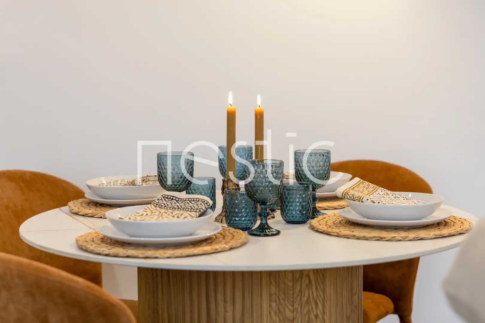 Comedor de Apartamento de alquiler en Madrid con Aire acondicionado, Calefacción y Amueblado