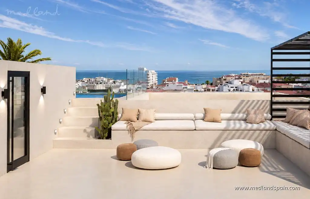 Apartment mit Pool zum Verkauf in Playa del Cura