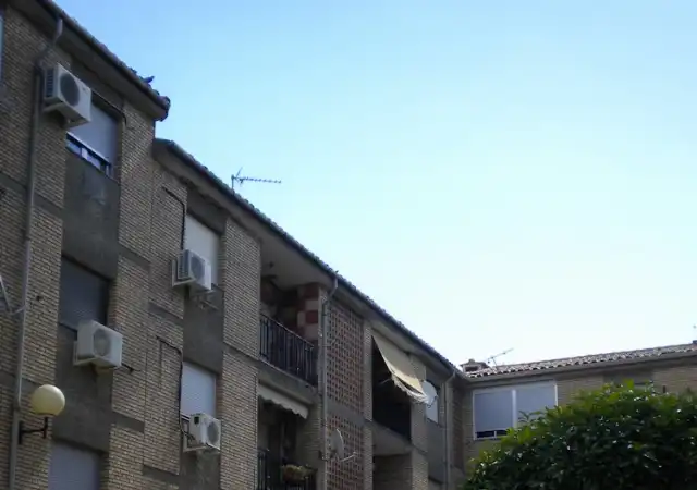 Vista exterior de Piso en venta en Bailén