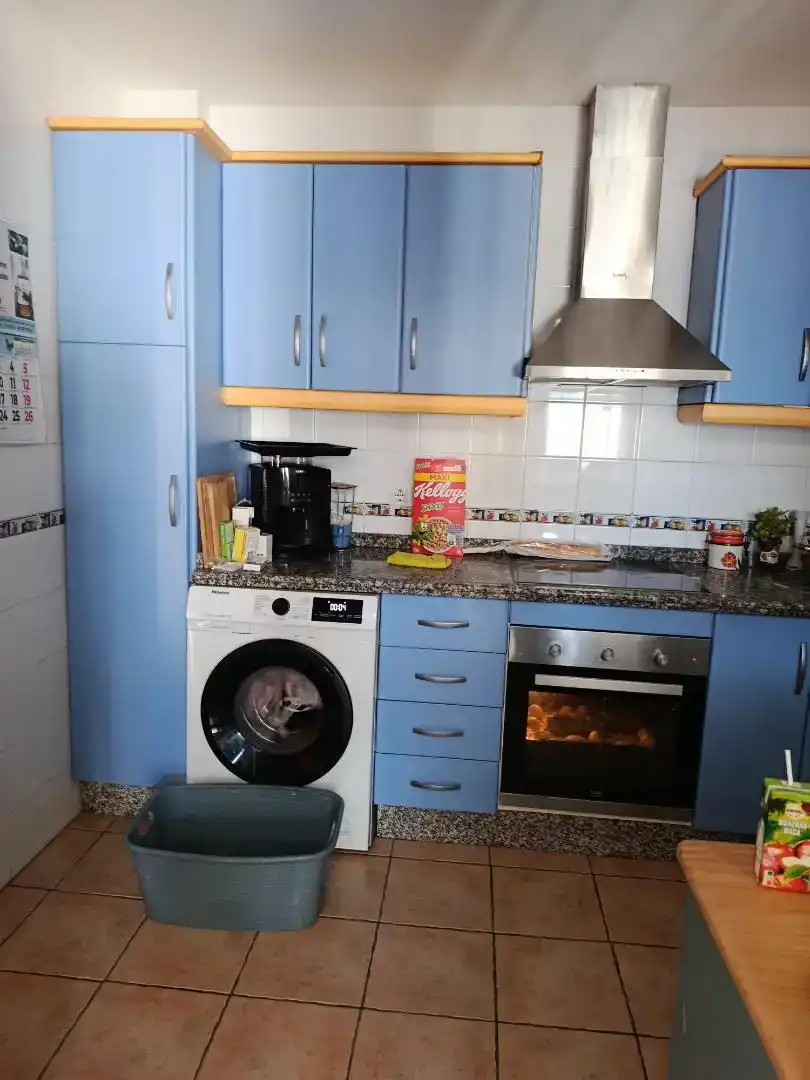 Cocina de Casa adosada en venta en Castellar de la Frontera con Aire acondicionado, Trastero y Horno