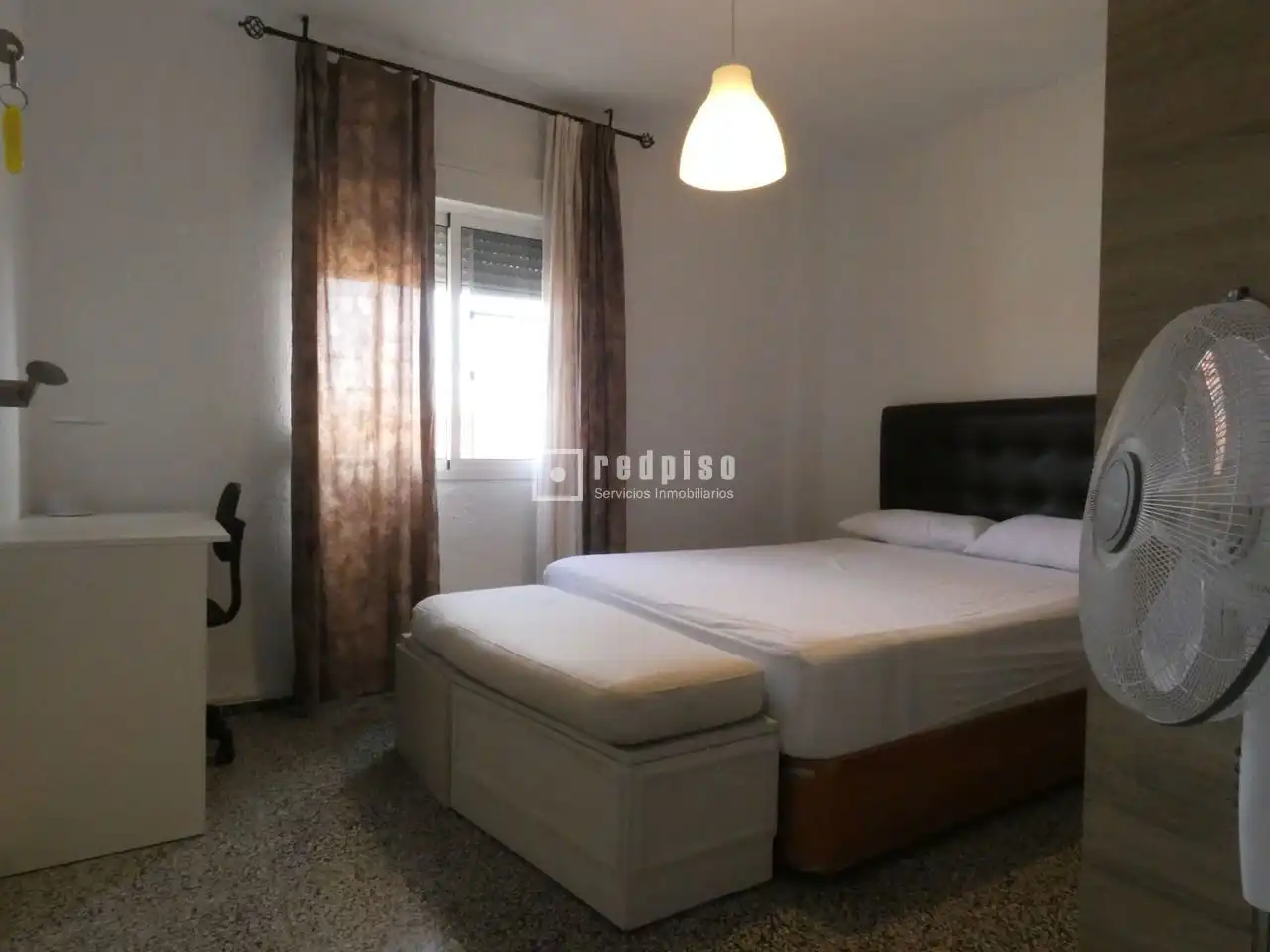 Habitación de Piso de alquiler en Málaga con Aire acondicionado, Terraza y Trastero