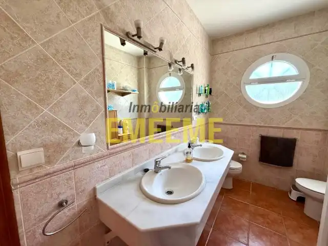 Houses for sale in La Planilla
