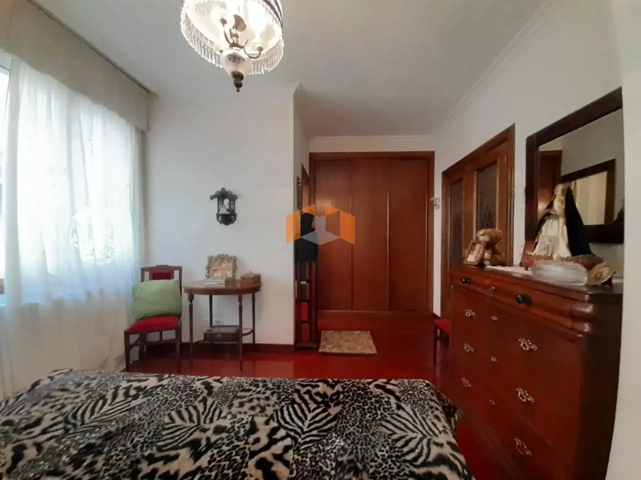 Habitación de Piso en venta en Vigo  con Calefacción, Parquet y Trastero