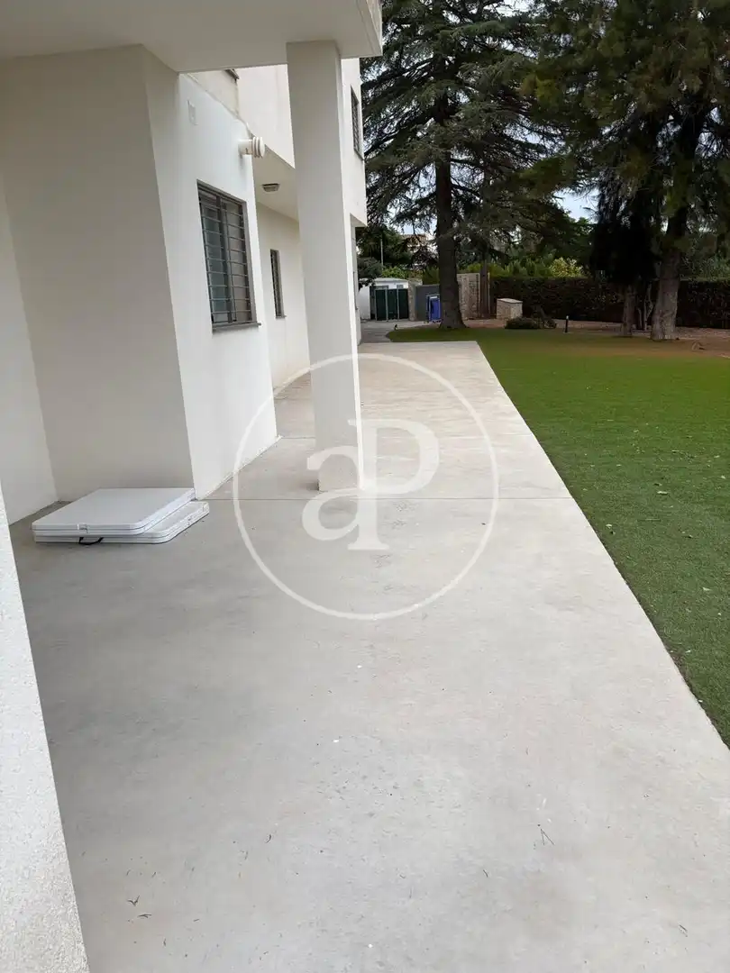 Terrace of Houses for rent in Torrent  with Air Conditioner, Heating and Private garden