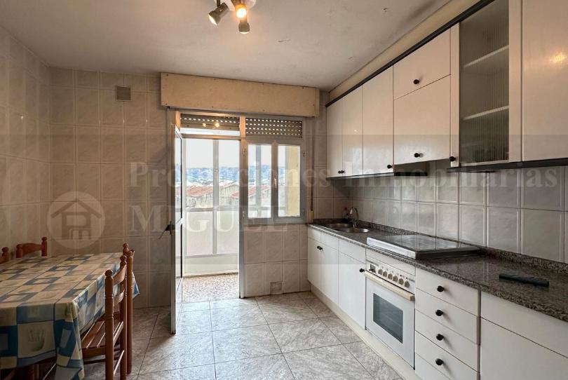 Photo 1 of Flat for sale in Avenida de Laza, Verín, Ourense