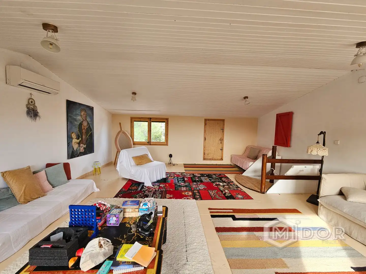 Sala d'estar de Casa o xalet en venda en Sant Feliu de Guíxols amb Aire condicionat, Calefacció i Jardí privat