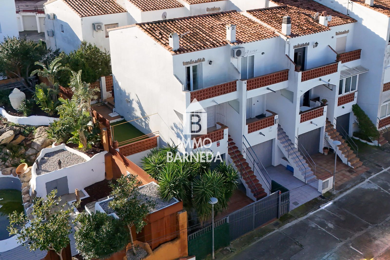 Vista exterior de Casa o xalet en venda en Roses amb Jardí privat, Terrassa i Traster