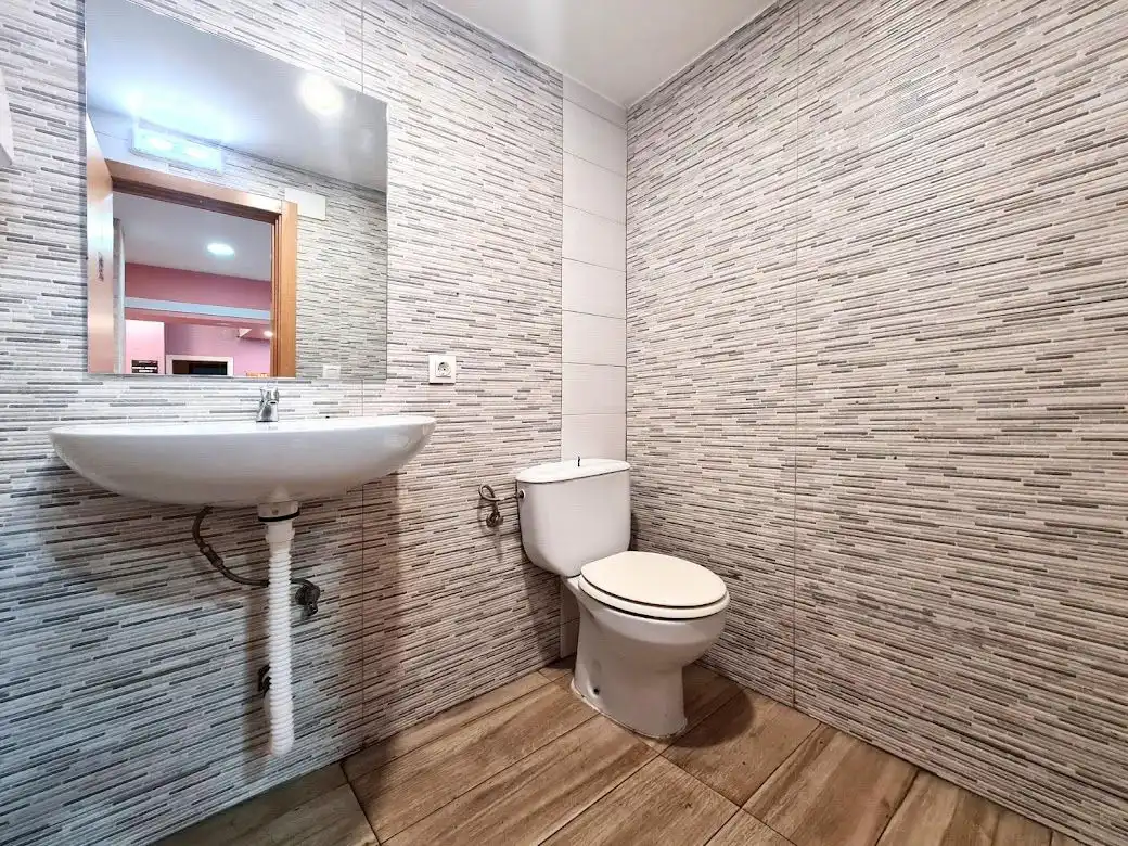 Business premises for sale in Sur
