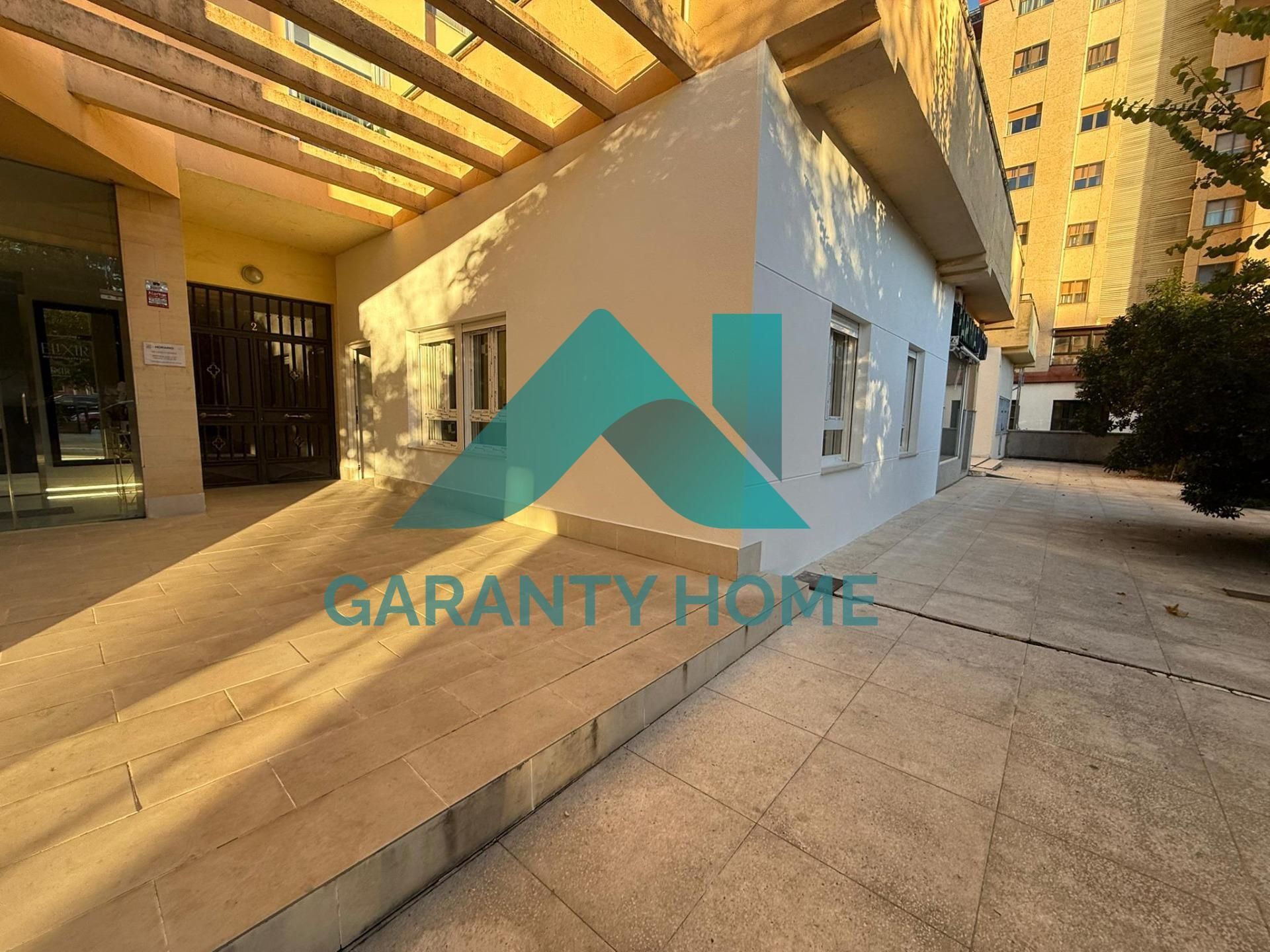 Vista exterior de Pis en venda en Cáceres Capital amb Aire condicionat