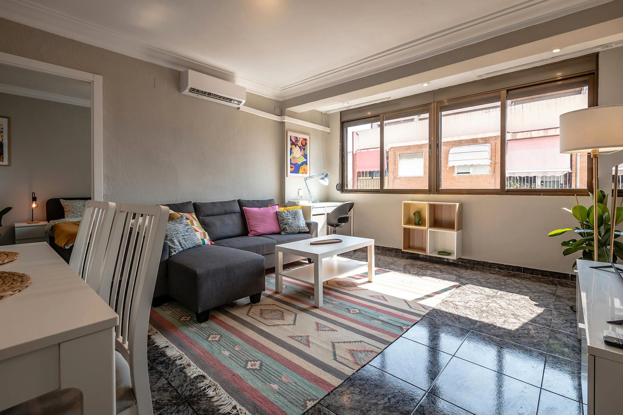 Sala d'estar de Pis de lloguer en  Valencia Capital amb Aire condicionat, Calefacció i Moblat